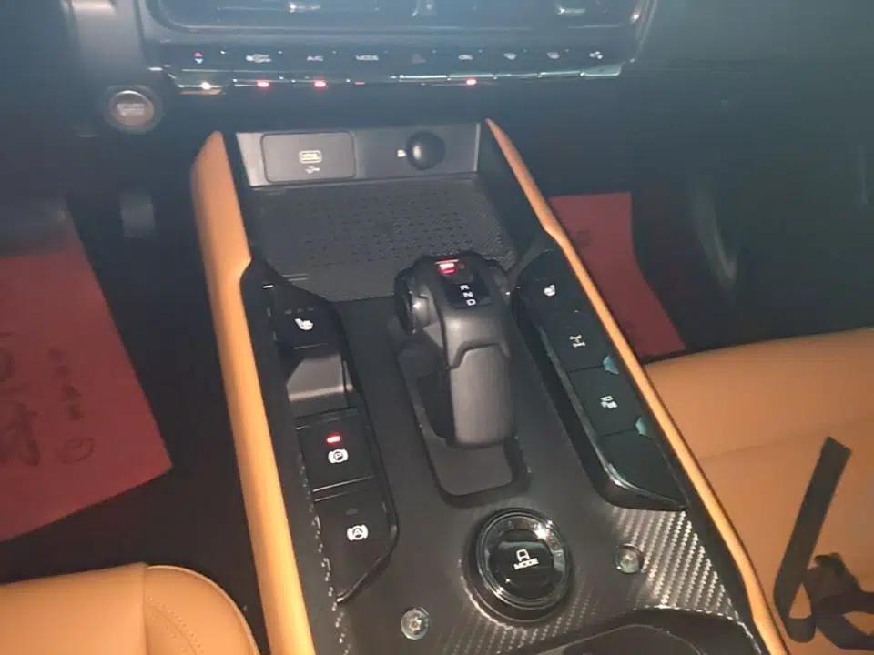 Haval Raptor New Energy 2023 Hi4 145 Explorer Edition — миниатюра 20
