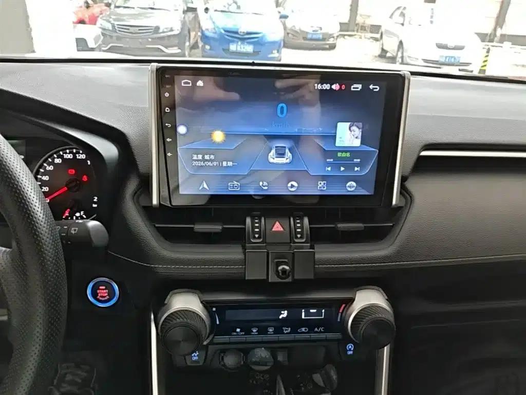 2022 Toyota RAV4 2.0L CVT 2WD Leading Edition — миниатюра 13