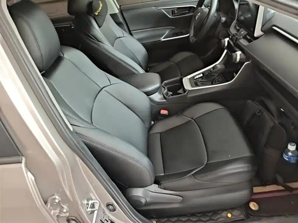 2022 Toyota RAV4 2.0L CVT 2WD Leading Edition — миниатюра 25