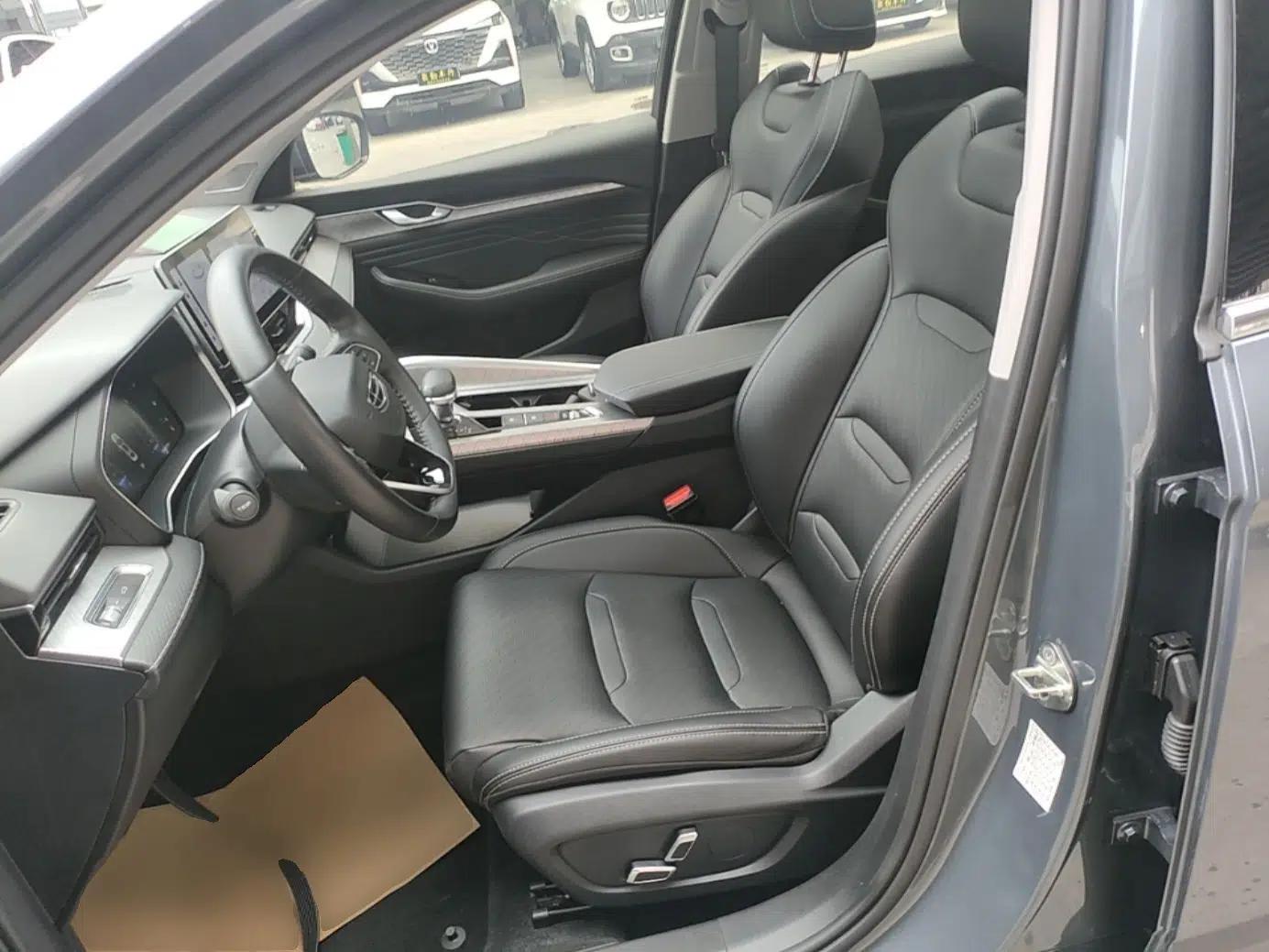 Geely Auto Preface 2023 2.0TD Luxury Version — миниатюра 17