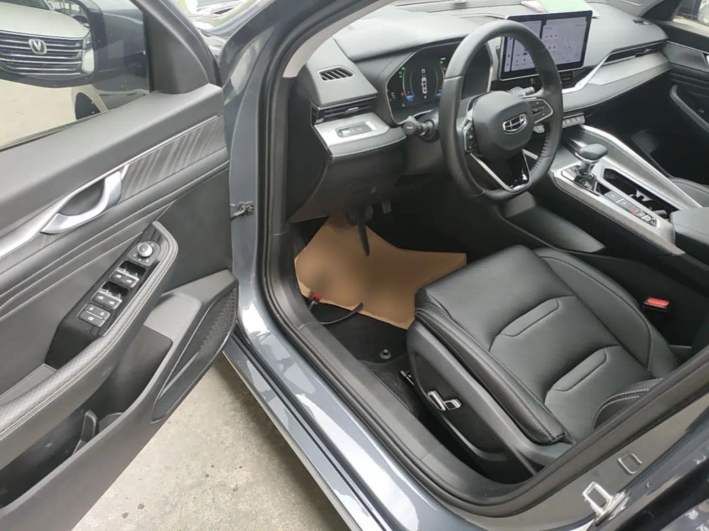 Geely Auto Preface 2023 2.0TD Luxury Version — миниатюра 18