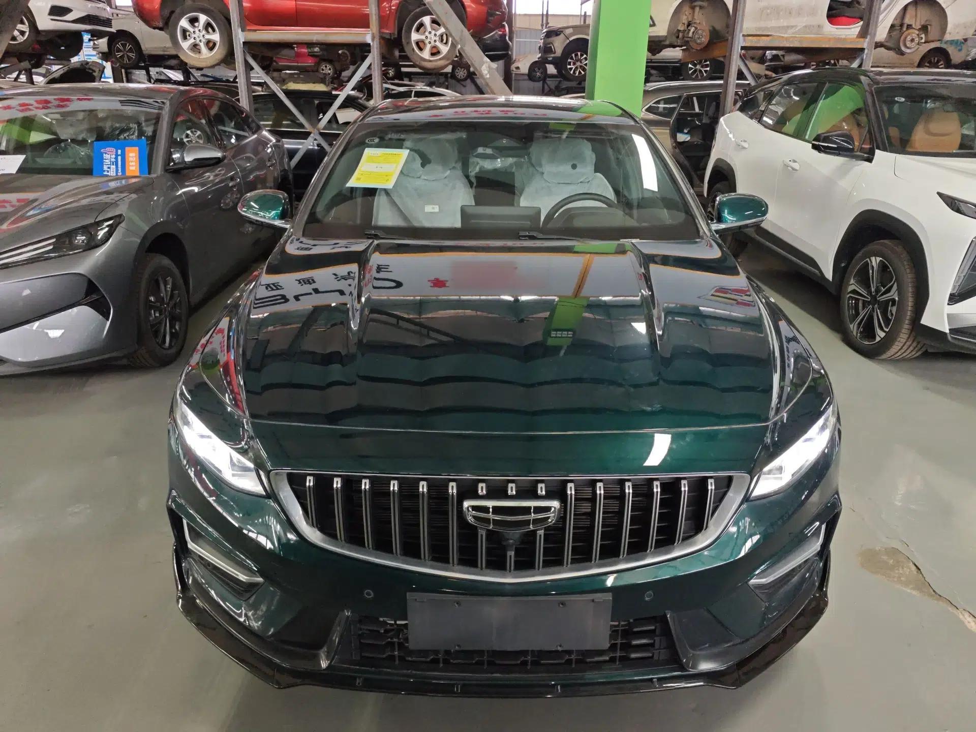 Geely Auto Preface 2023 2.0TD "Only This Verdant Green" Edition — миниатюра 2
