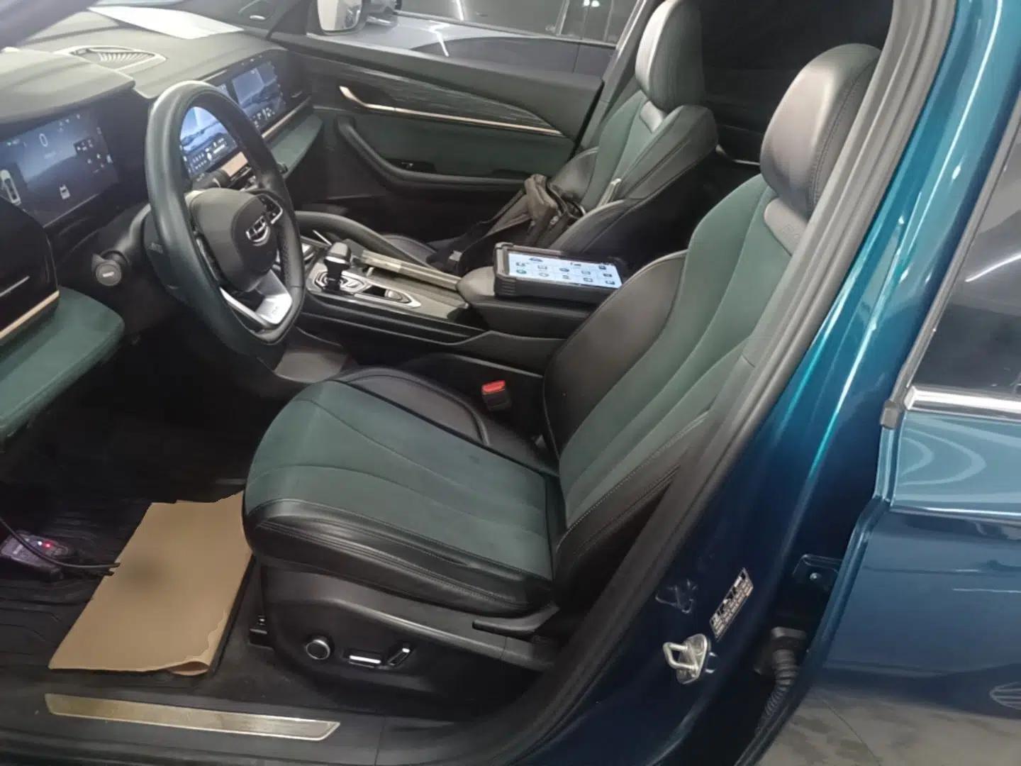 Geely Auto Monjaro L 2021 2.0TD DCT EVO Two-Wheel-Drive Flagship Version — миниатюра 23