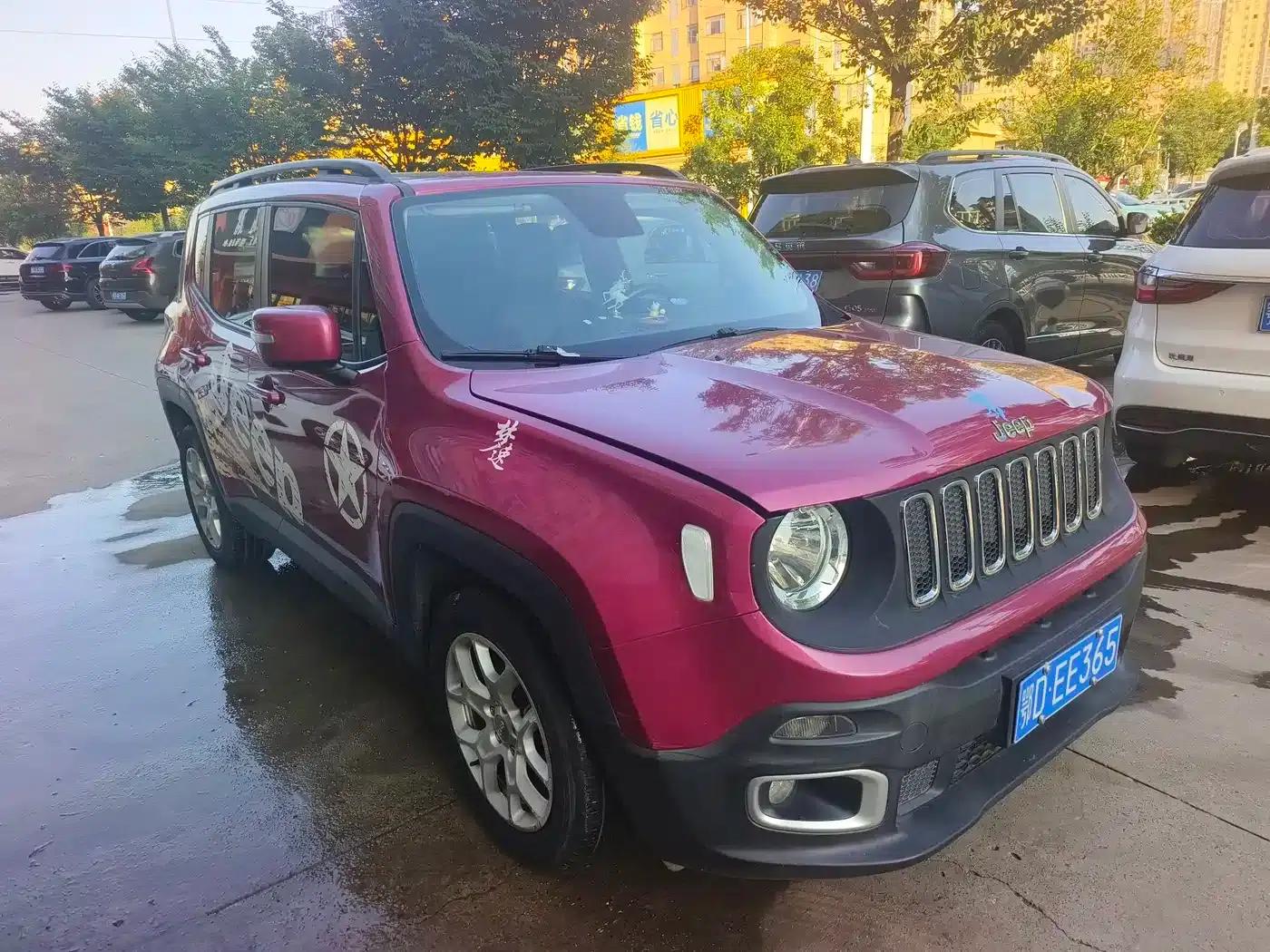 Jeep Renegade 2017 180T Automatic High-Performance Edition — миниатюра 3