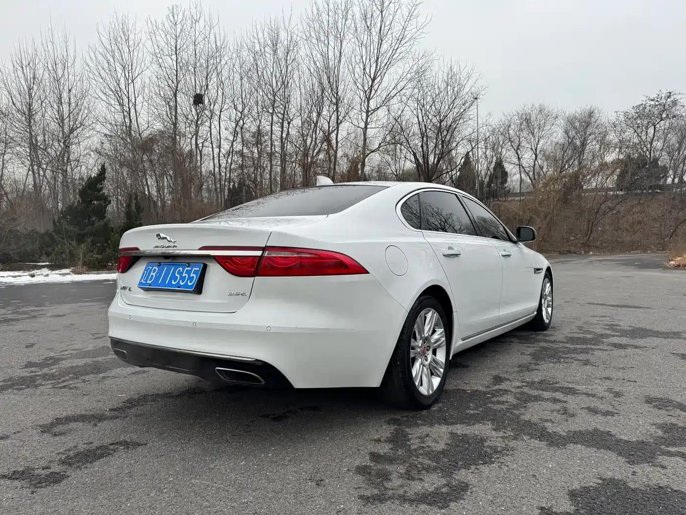 2018 Jaguar XFL 2.0T 250PS Luxury Edition — миниатюра 27
