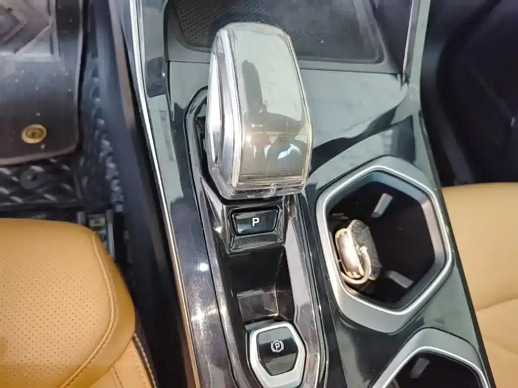 Geely Boyue L 2023 1.5TD DCT Premium Edition — миниатюра 14