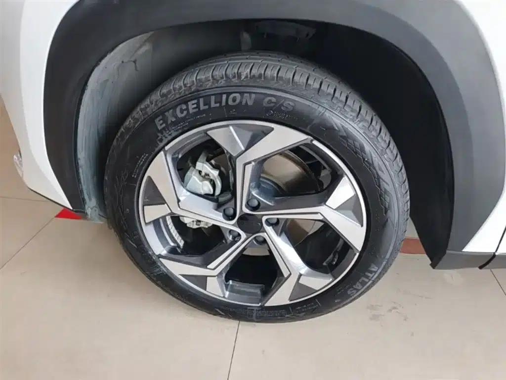Geely Boyue L 2023 1.5TD DCT Premium Edition — миниатюра 23
