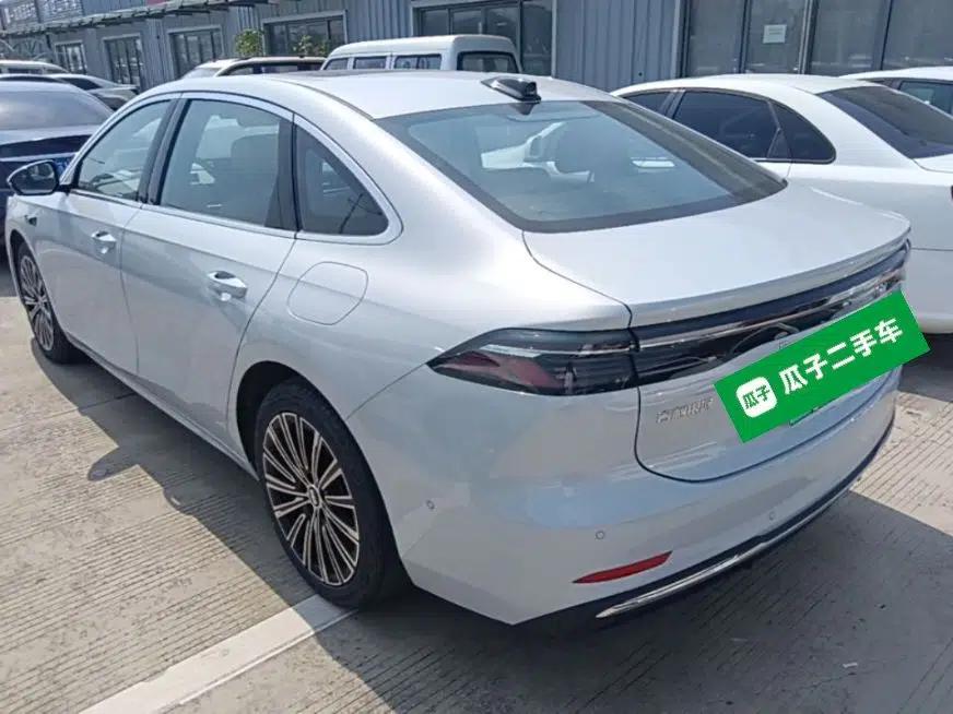 Geely Galaxy A7 2025 Model EM-i 150km Starship Edition — миниатюра 4