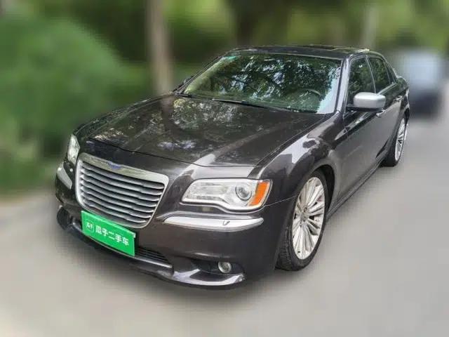 Chrysler 300C 2012 3.6L Luxury Edition