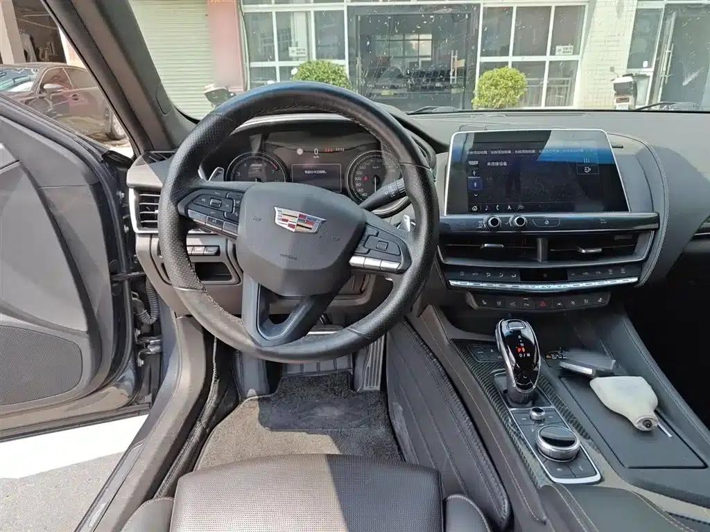 2020 Cadillac CT5 Facelift 28T Platinum Sport Edition — миниатюра 7