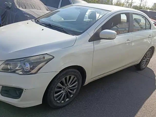 Suzuki Alivio 2015 1.6L Manual Comfort Model