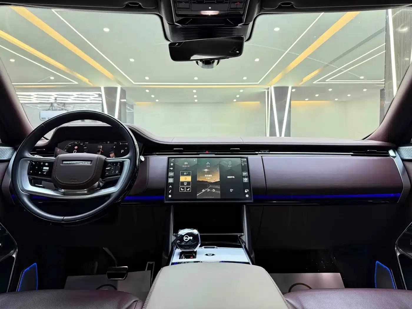 Range Rover 2025 3.0 L6 400PS Grand Long Wheelbase — миниатюра 6
