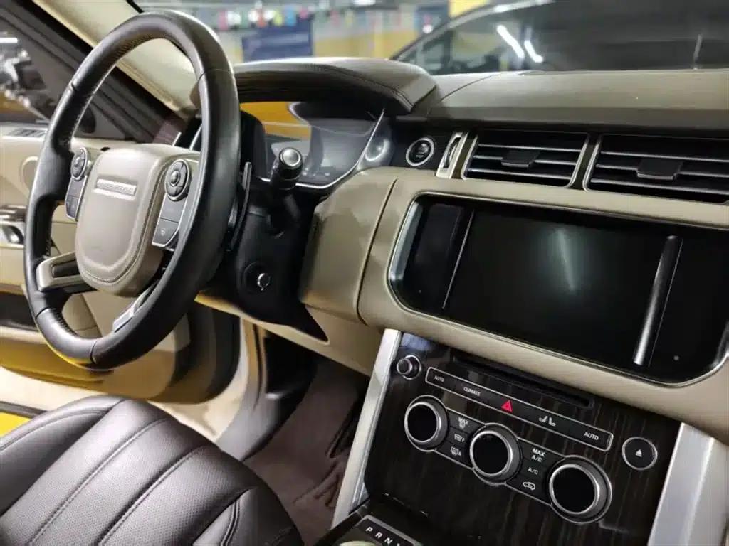 2017 Range Rover 3.0 SC V6 Vogue — миниатюра 8