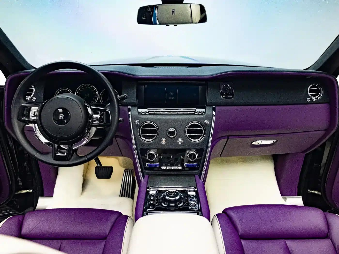 2018 Cullinan 5-seater — миниатюра 23