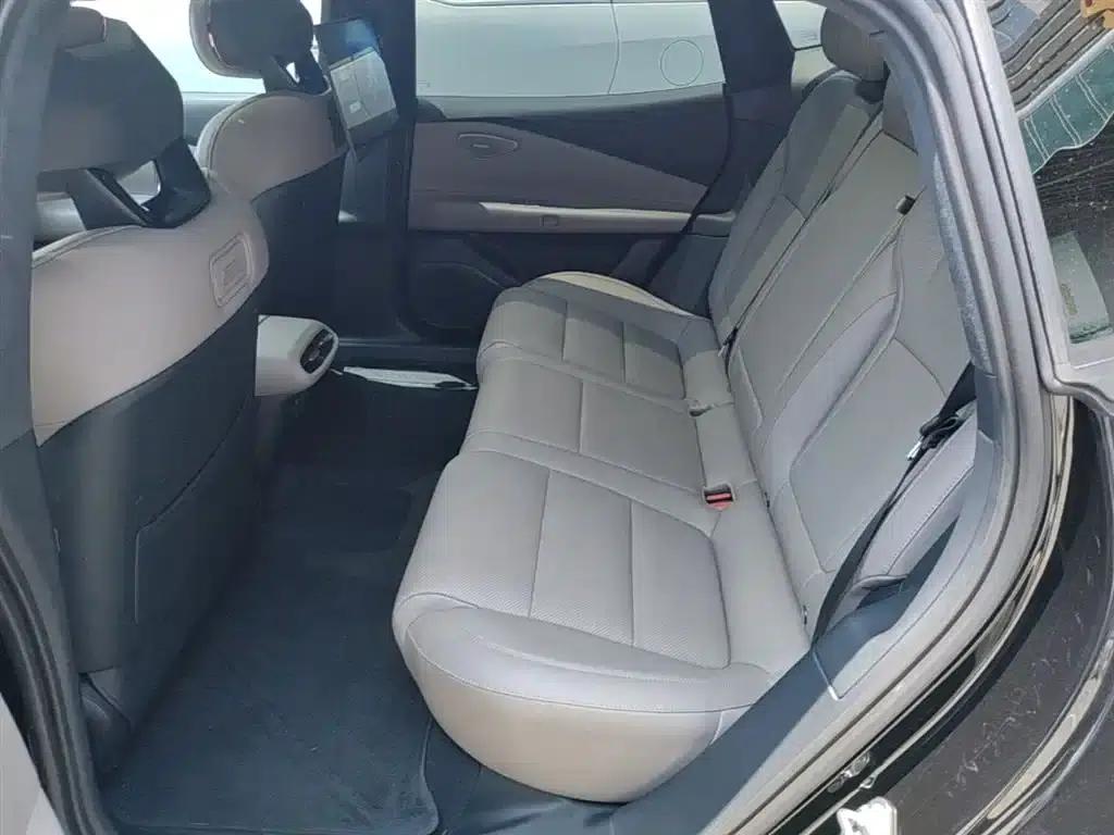 Lynk & Co Z10 2024 STARBUFF 95kWh 766km RWD — миниатюра 17