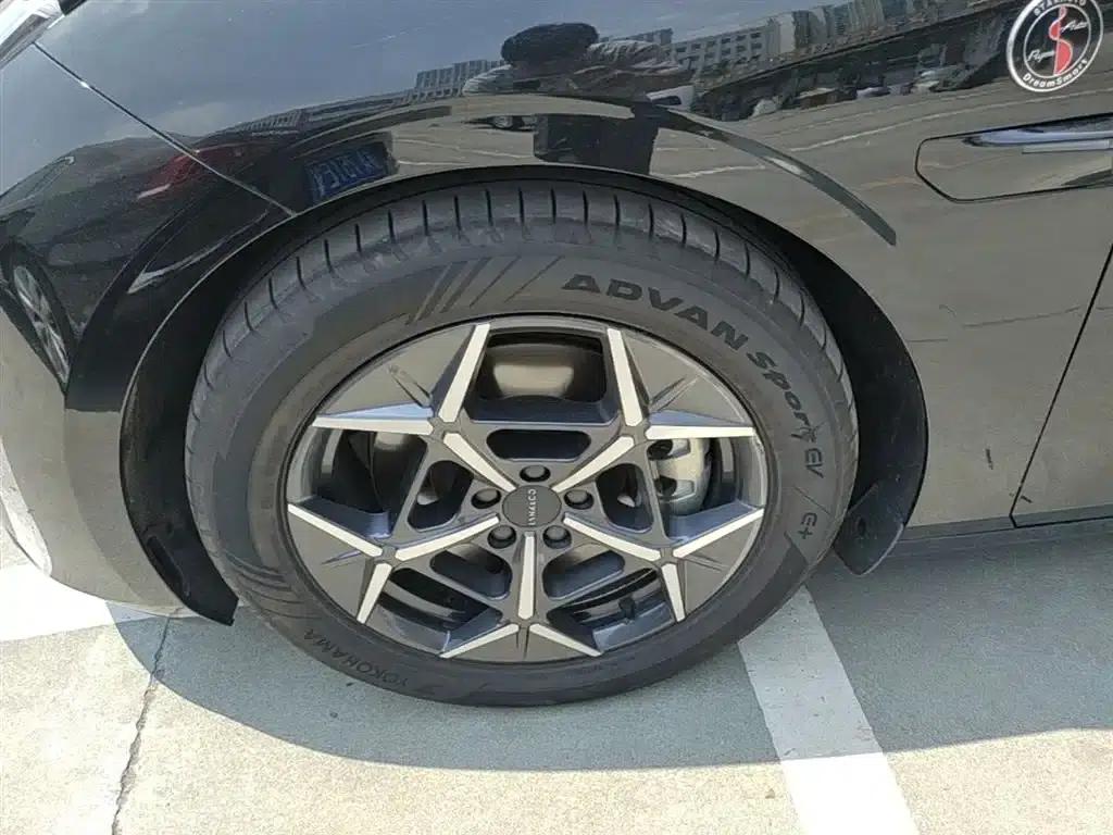 Lynk & Co Z10 2024 STARBUFF 95kWh 766km RWD — миниатюра 23
