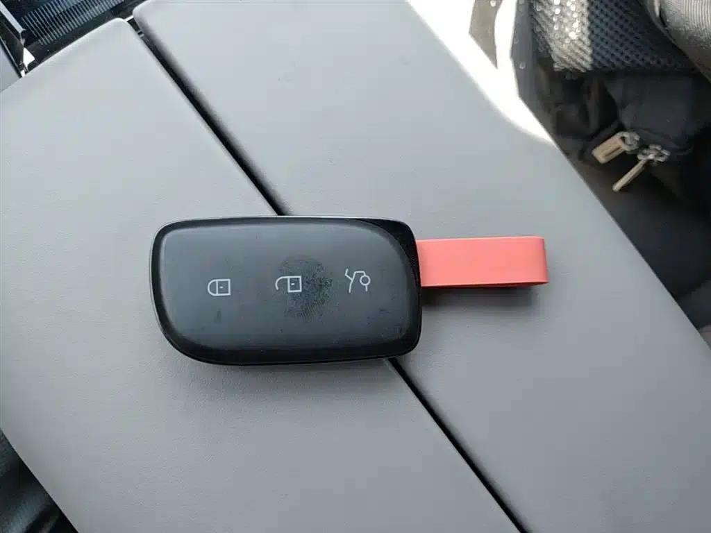 Lynk & Co Z10 2024 STARBUFF 95kWh 766km RWD — миниатюра 9