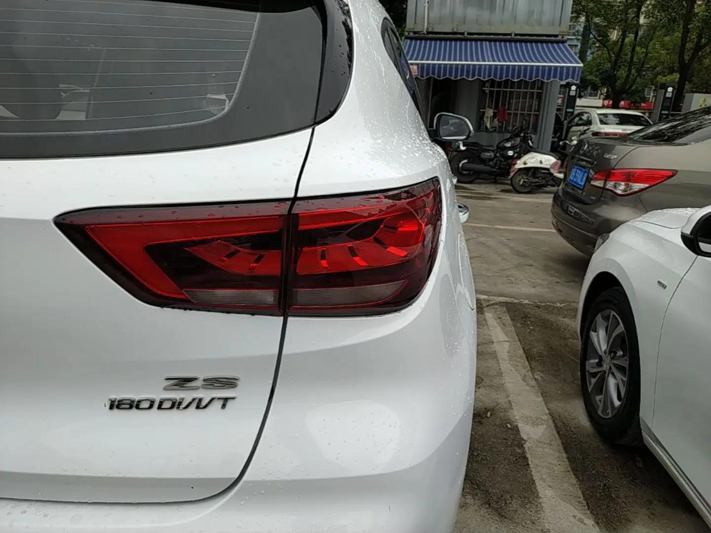 MG ZS 2022 180 DVVT Automatic Global Million-Unit 958 Edition — миниатюра 9