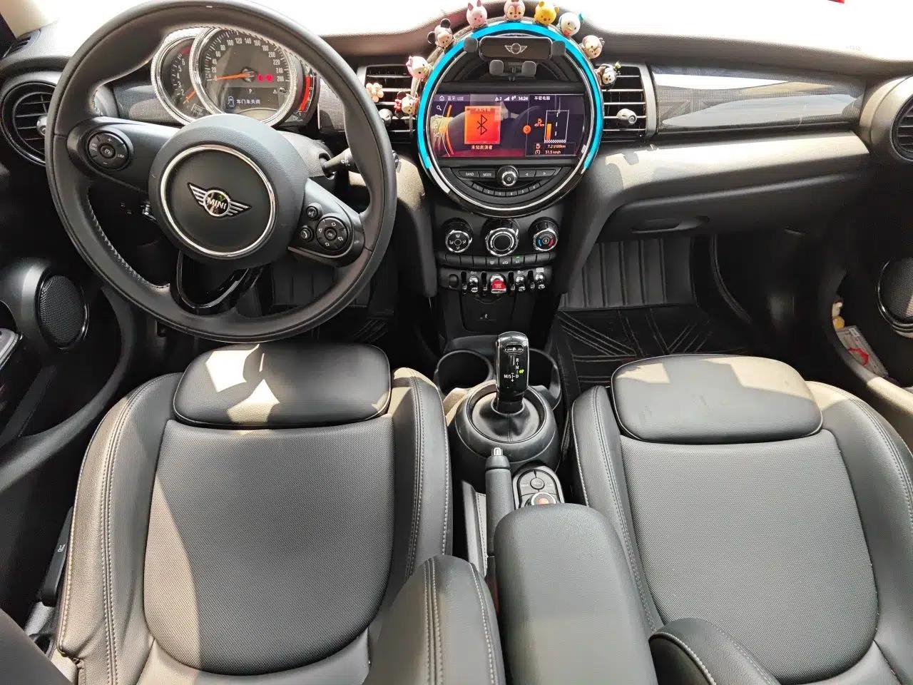 MINI 2020 1.5T COOPER Classic Edition Five-Door Version — миниатюра 18