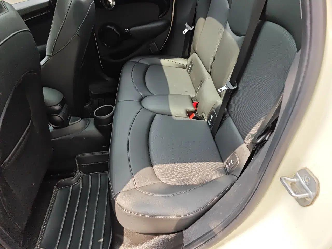 MINI 2020 1.5T COOPER Classic Edition Five-Door Version — миниатюра 20