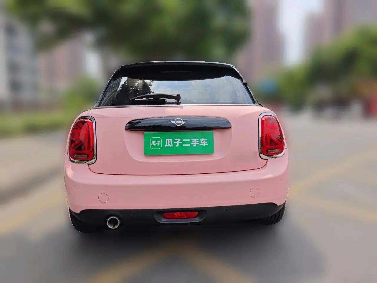 MINI 2020 1.5T COOPER Classic Edition Five-Door Version — миниатюра 5