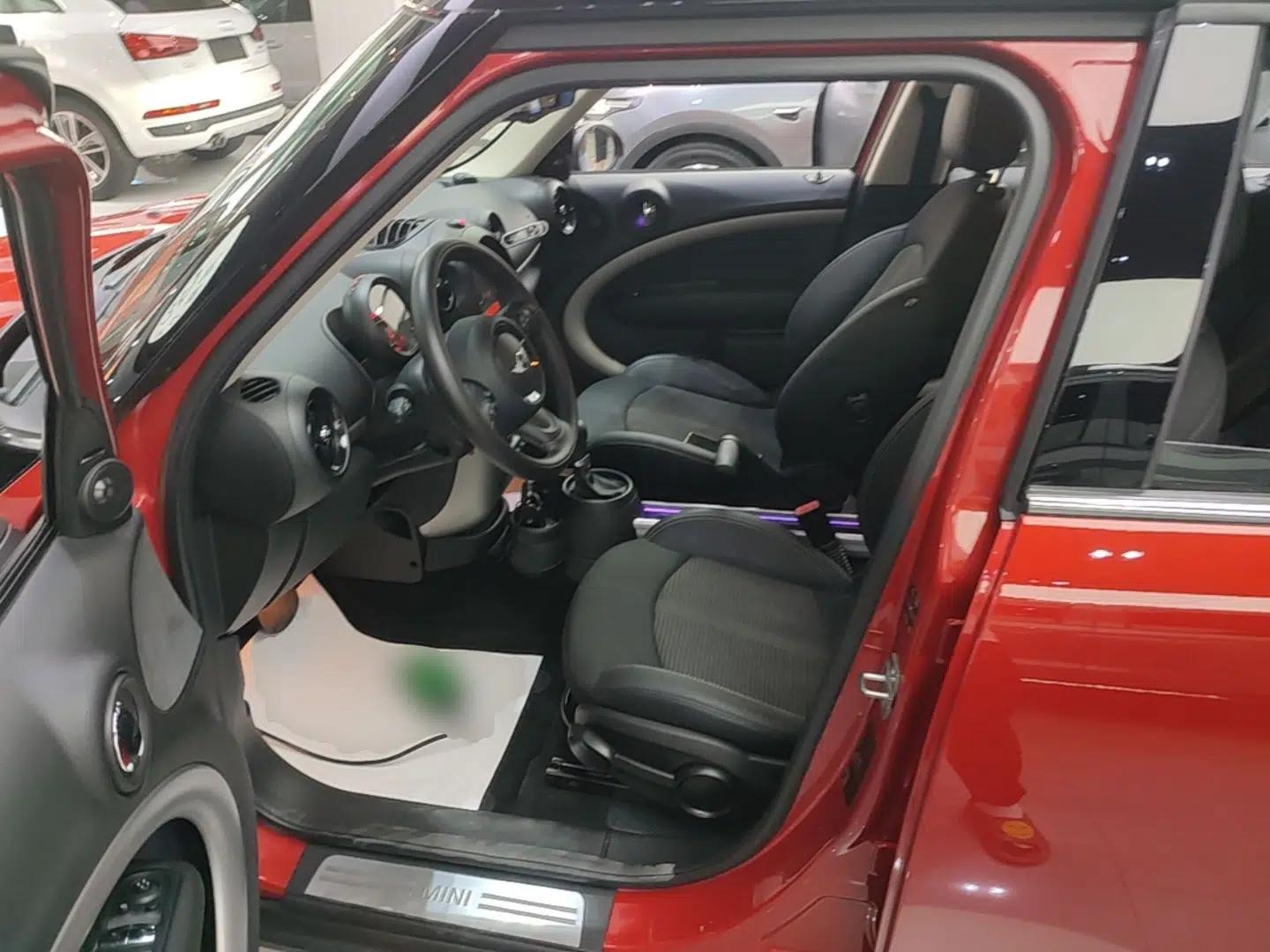 MINI Countryman 2016 1.6T COOPER ALL4 Fun Equipment Enthusiast — миниатюра 17