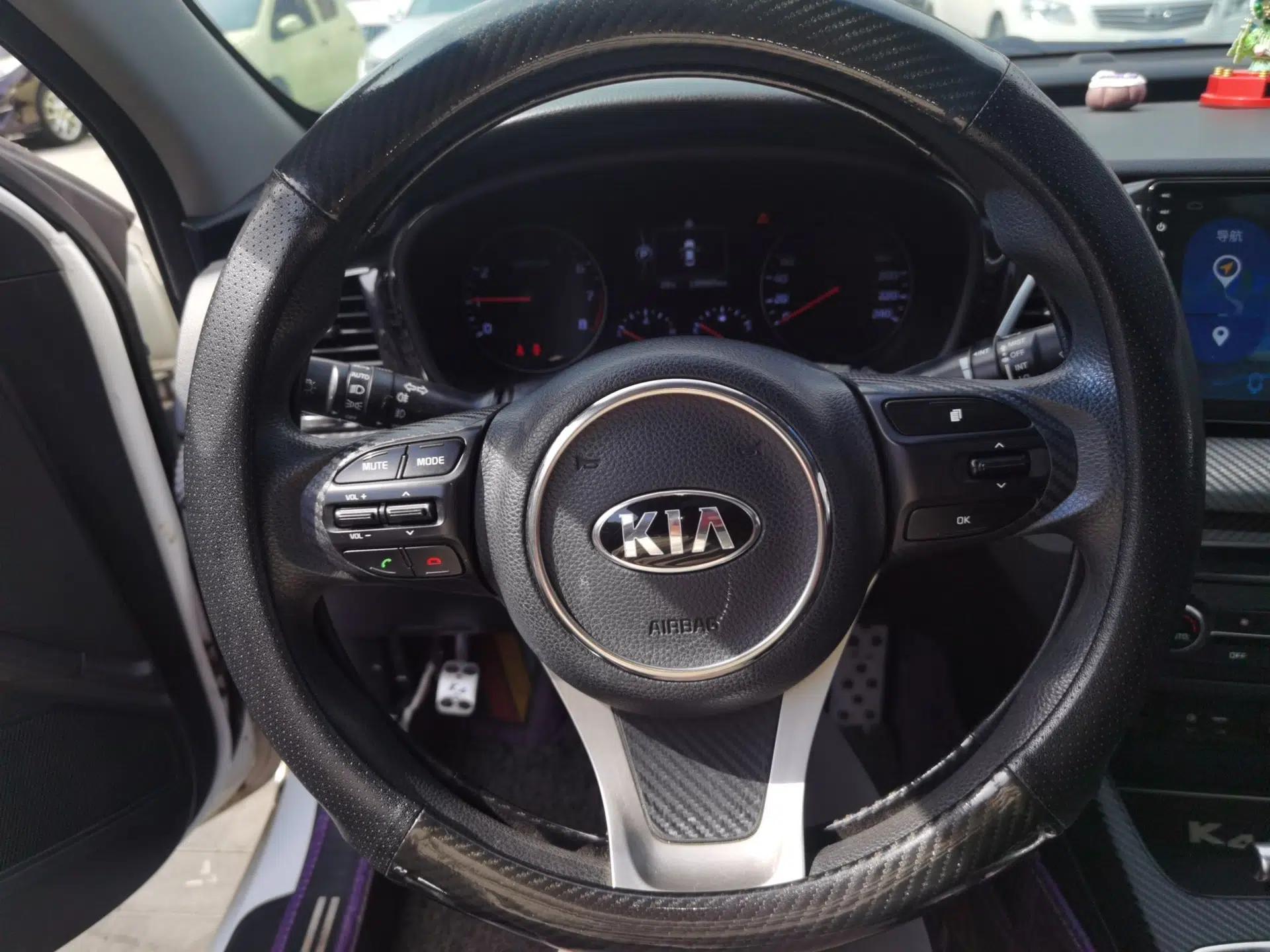 Kia K4 2014 1.8L Automatic GLS — миниатюра 10