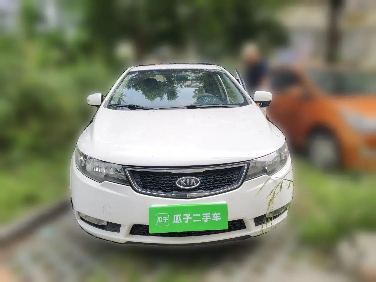 Kia Forte 2011 1.6L AT Premium — миниатюра 2