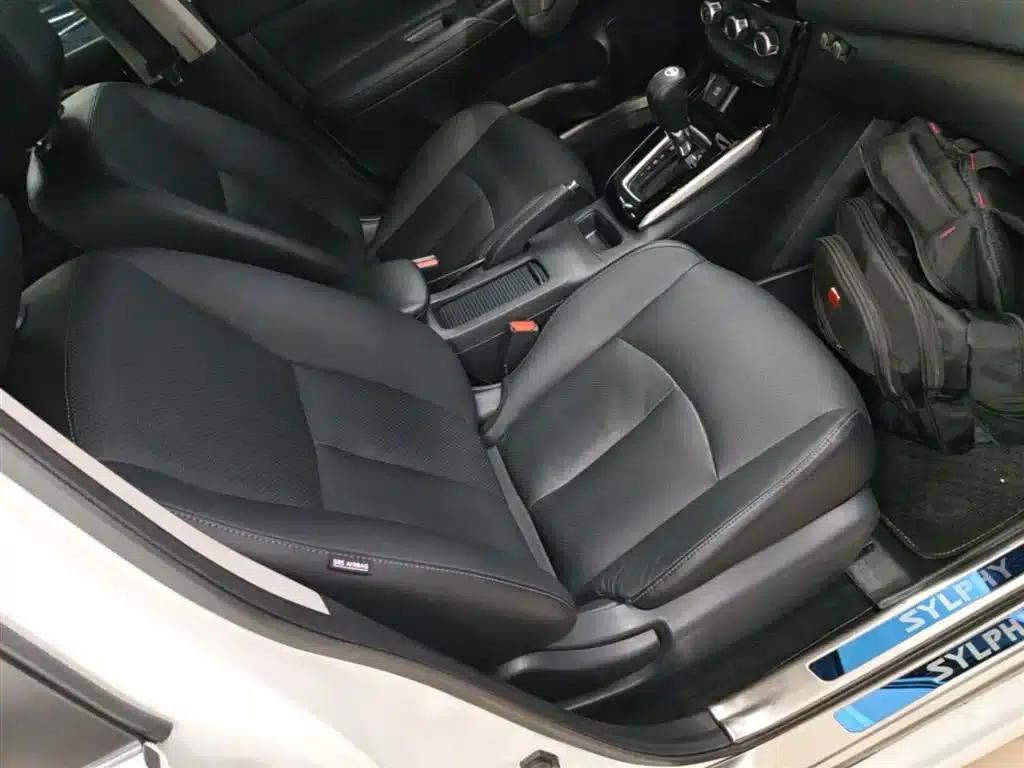 Nissan Sylphy 2016 1.6XL CVT Premium Edition — миниатюра 25