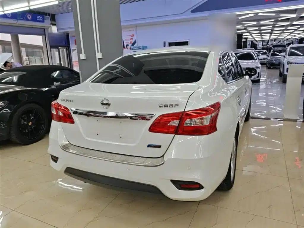 Nissan Sylphy 2016 1.6XL CVT Premium Edition — миниатюра 7