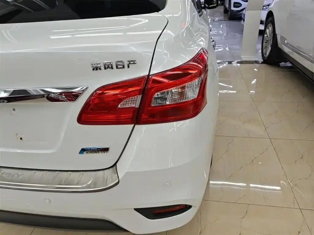 Nissan Sylphy 2016 1.6XL CVT Premium Edition — миниатюра 8
