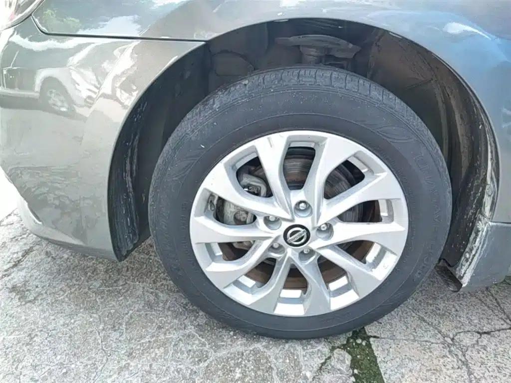 Nissan Sylphy 2016 1.6XL CVT Luxury Edition — миниатюра 23