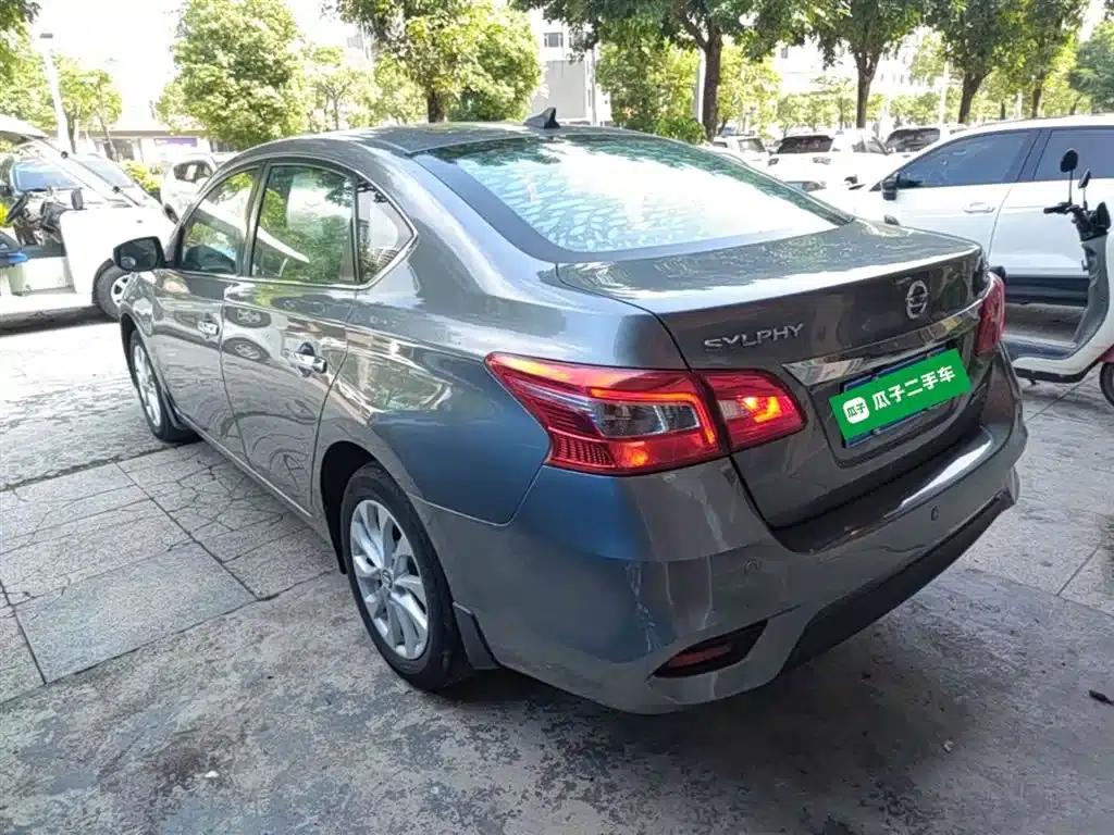 Nissan Sylphy 2016 1.6XL CVT Luxury Edition — миниатюра 5