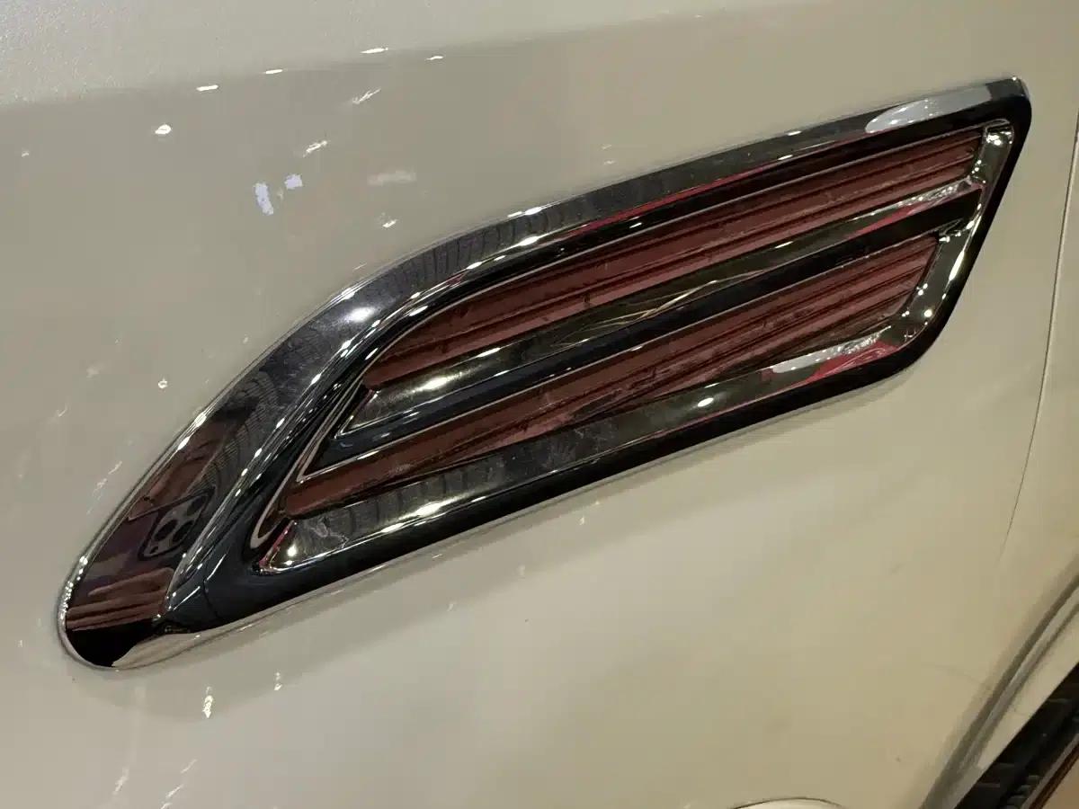 Nissan Patrol 2018 4.0L Flagship Edition — миниатюра 17
