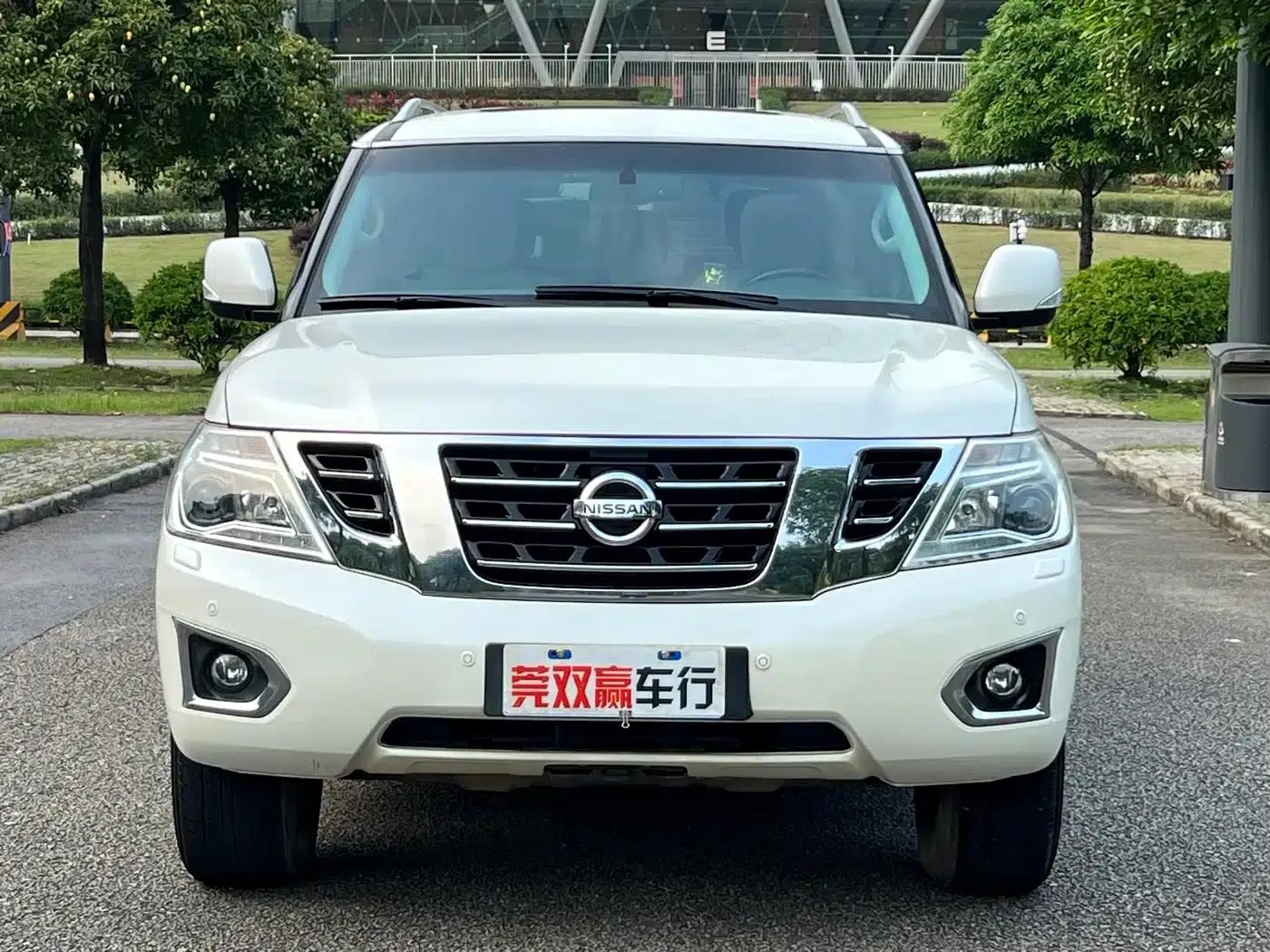 2017 Nissan Patrol 4.0L Automatic — миниатюра 2