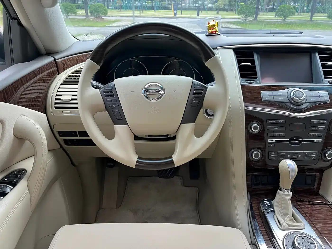 2017 Nissan Patrol 4.0L Automatic — миниатюра 15
