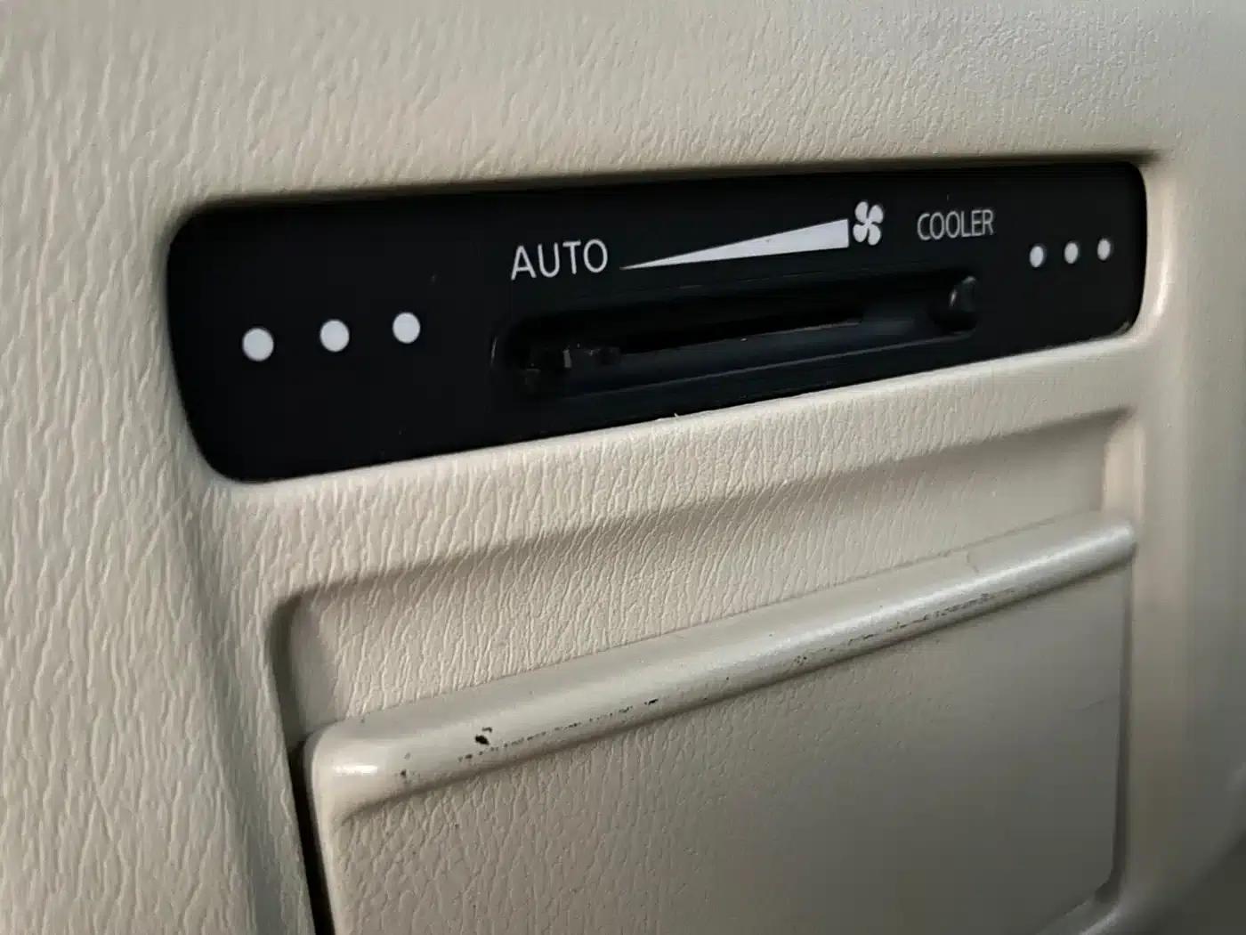 2017 Nissan Patrol 4.0L Automatic — миниатюра 22