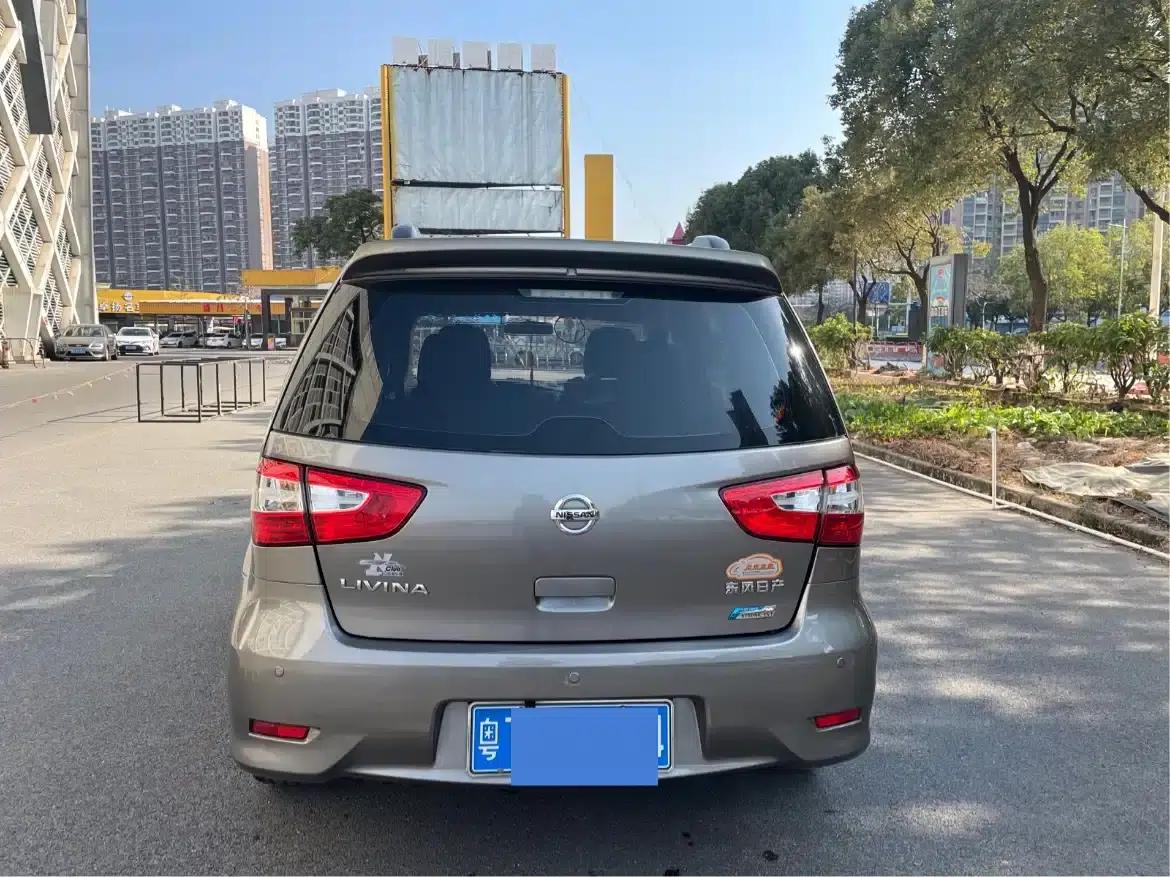 Nissan Livina 2013 1.6XE CVT Comfort Edition — миниатюра 6