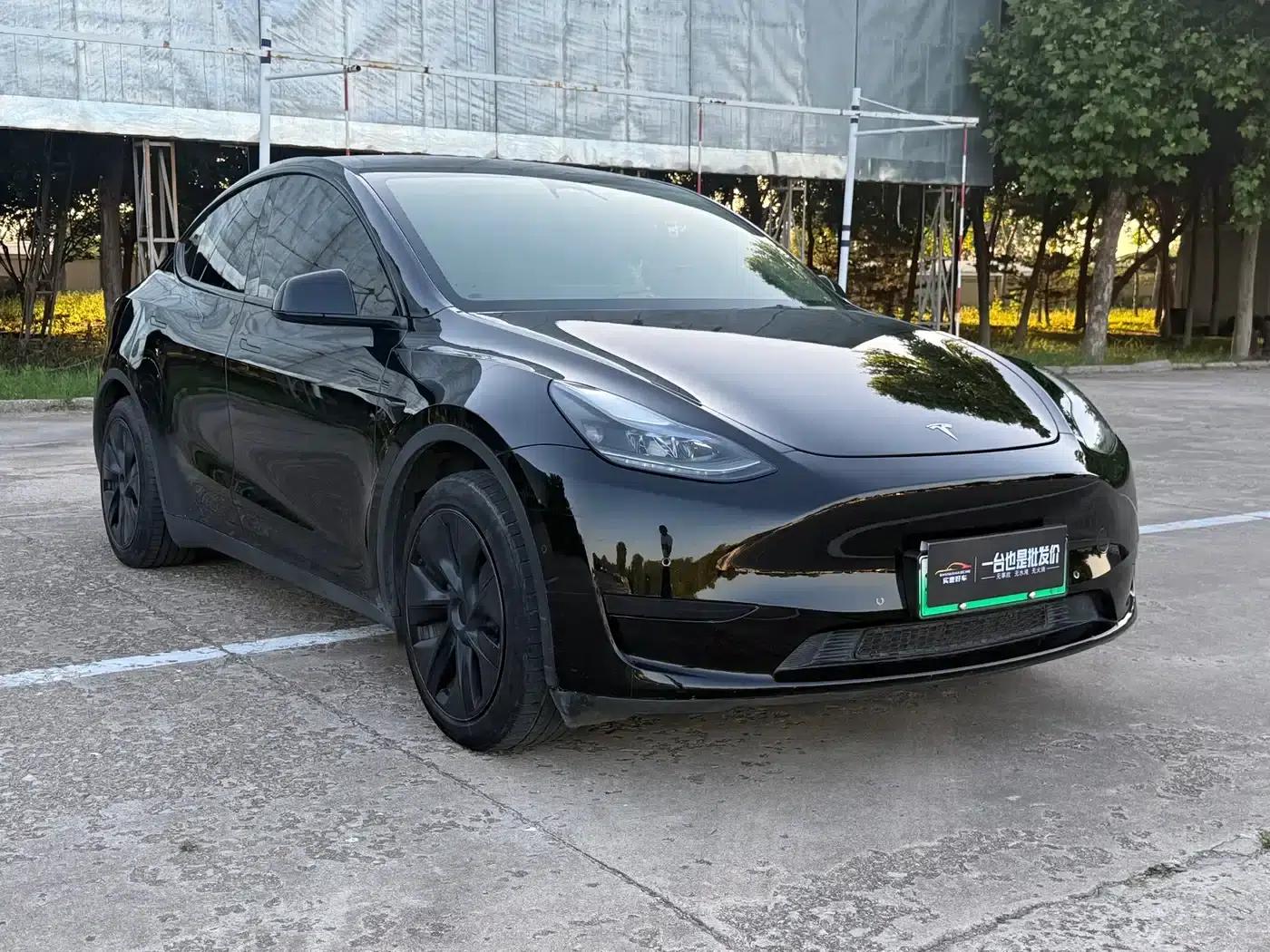 Model Y 2023 Rear-Wheel Drive — миниатюра 3
