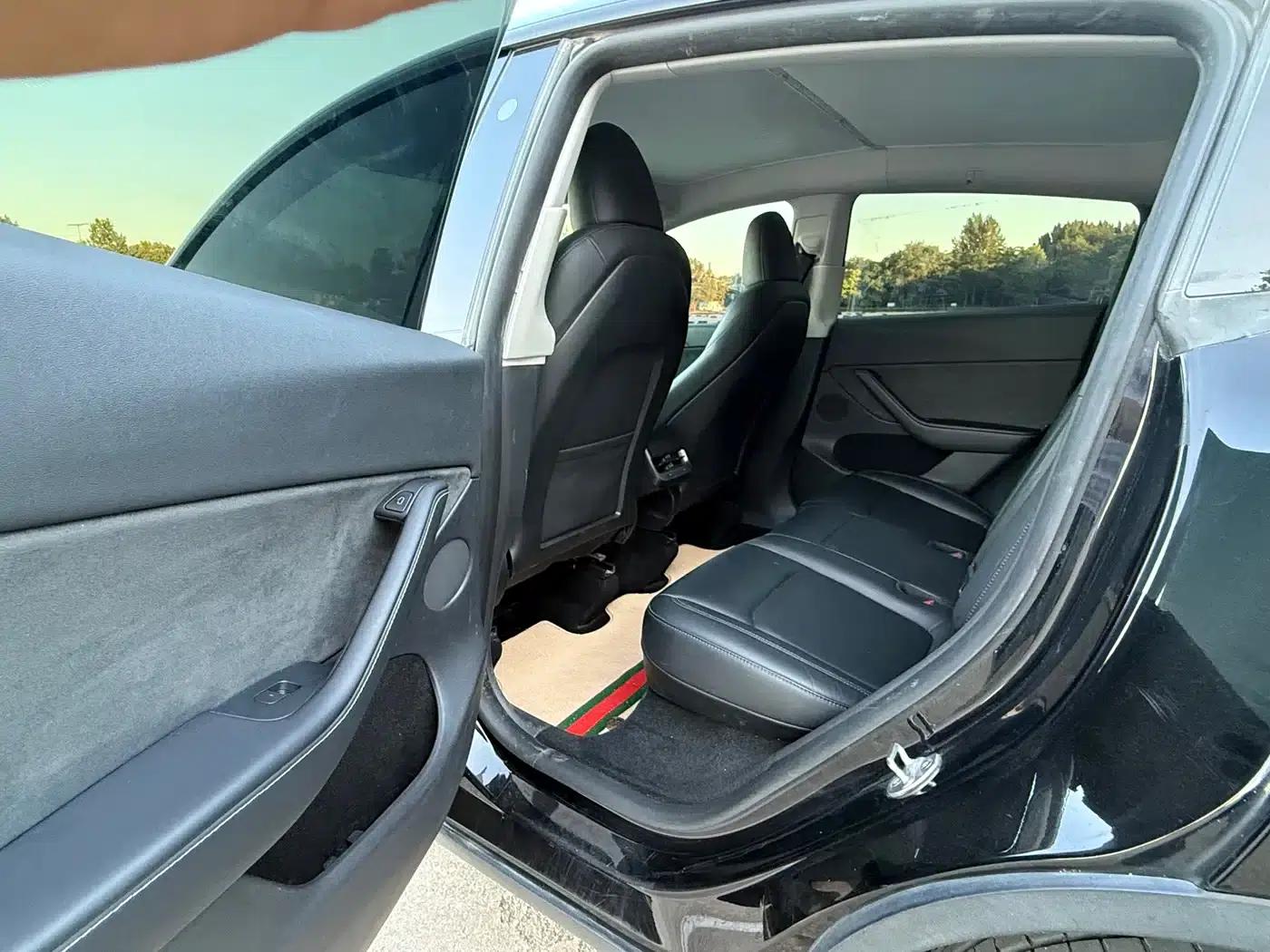 Model Y 2023 Rear-Wheel Drive — миниатюра 5