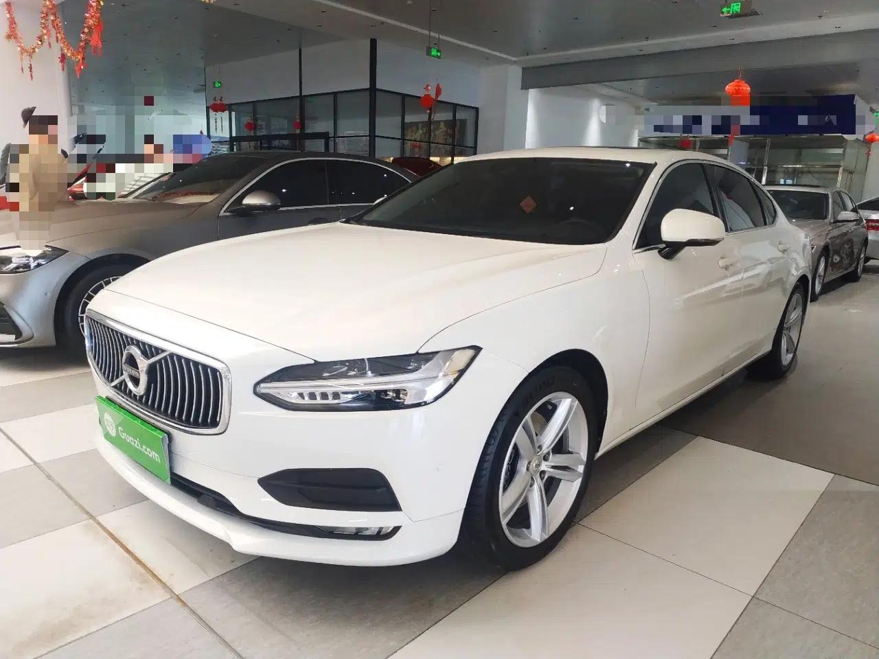 Volvo S90 2018 T4 Zhiyuan Edition — миниатюра 1
