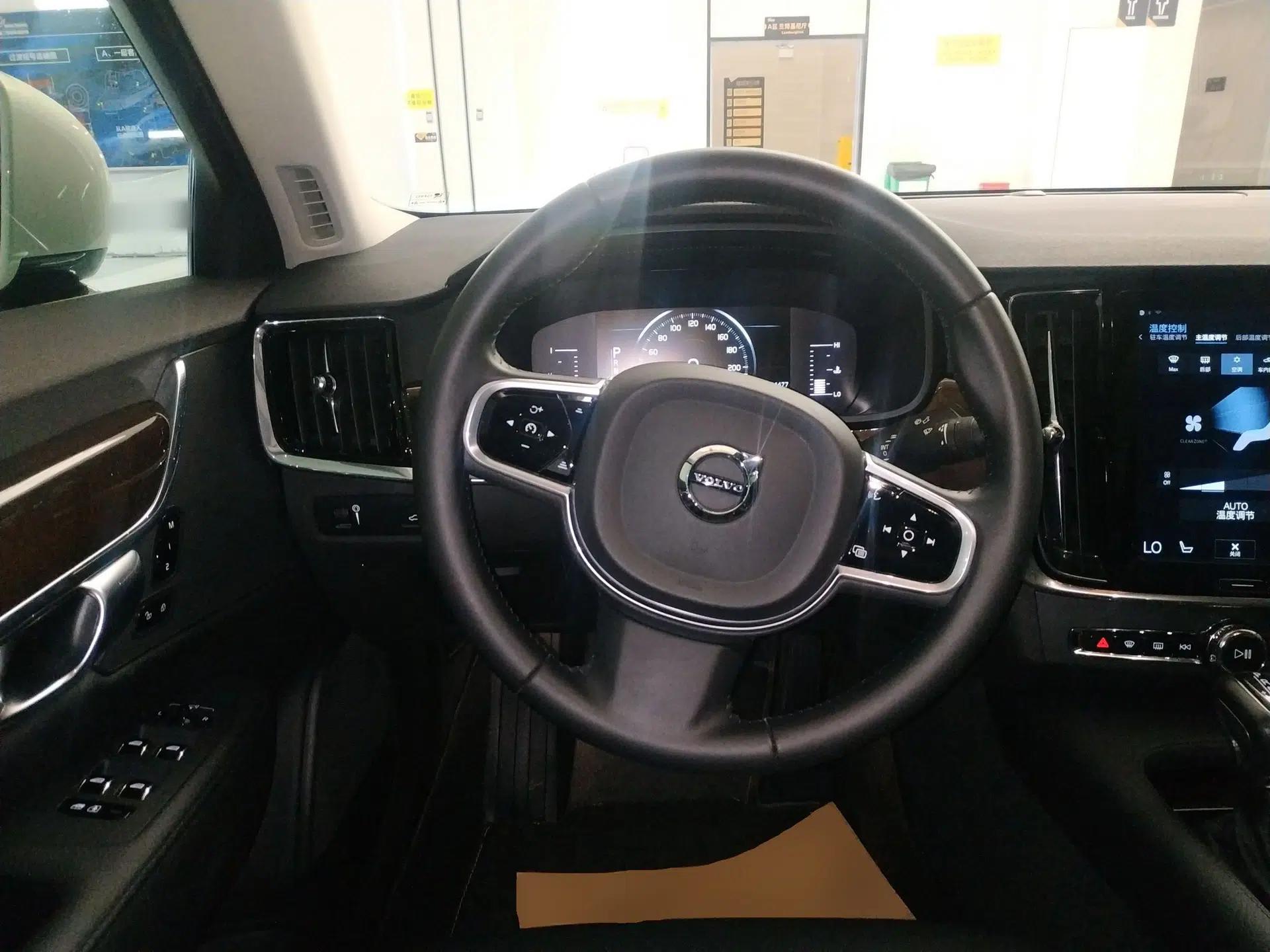 Volvo S90 2018 T4 Zhiyuan Edition — миниатюра 18
