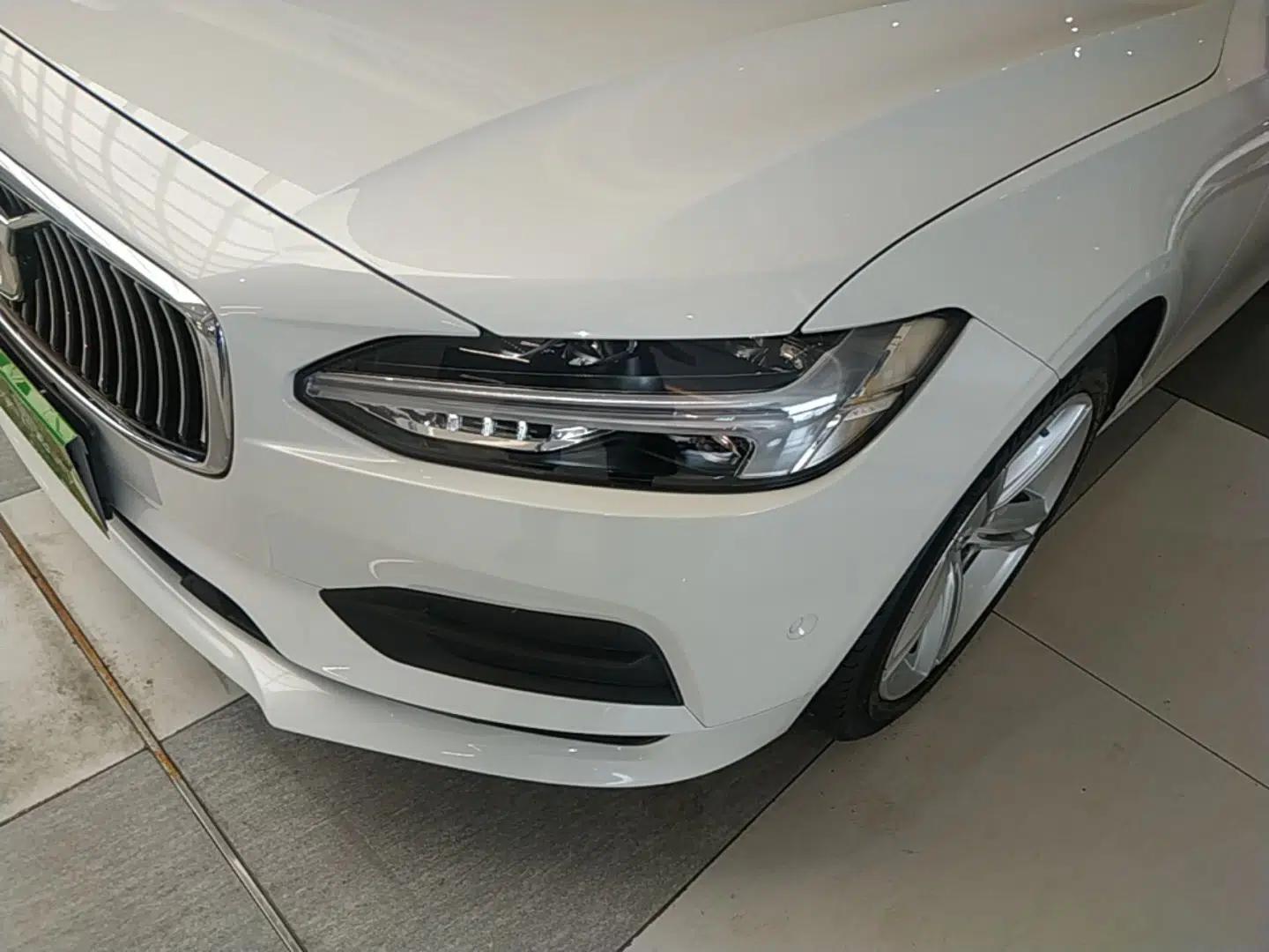 Volvo S90 2018 T4 Zhiyuan Edition — миниатюра 8