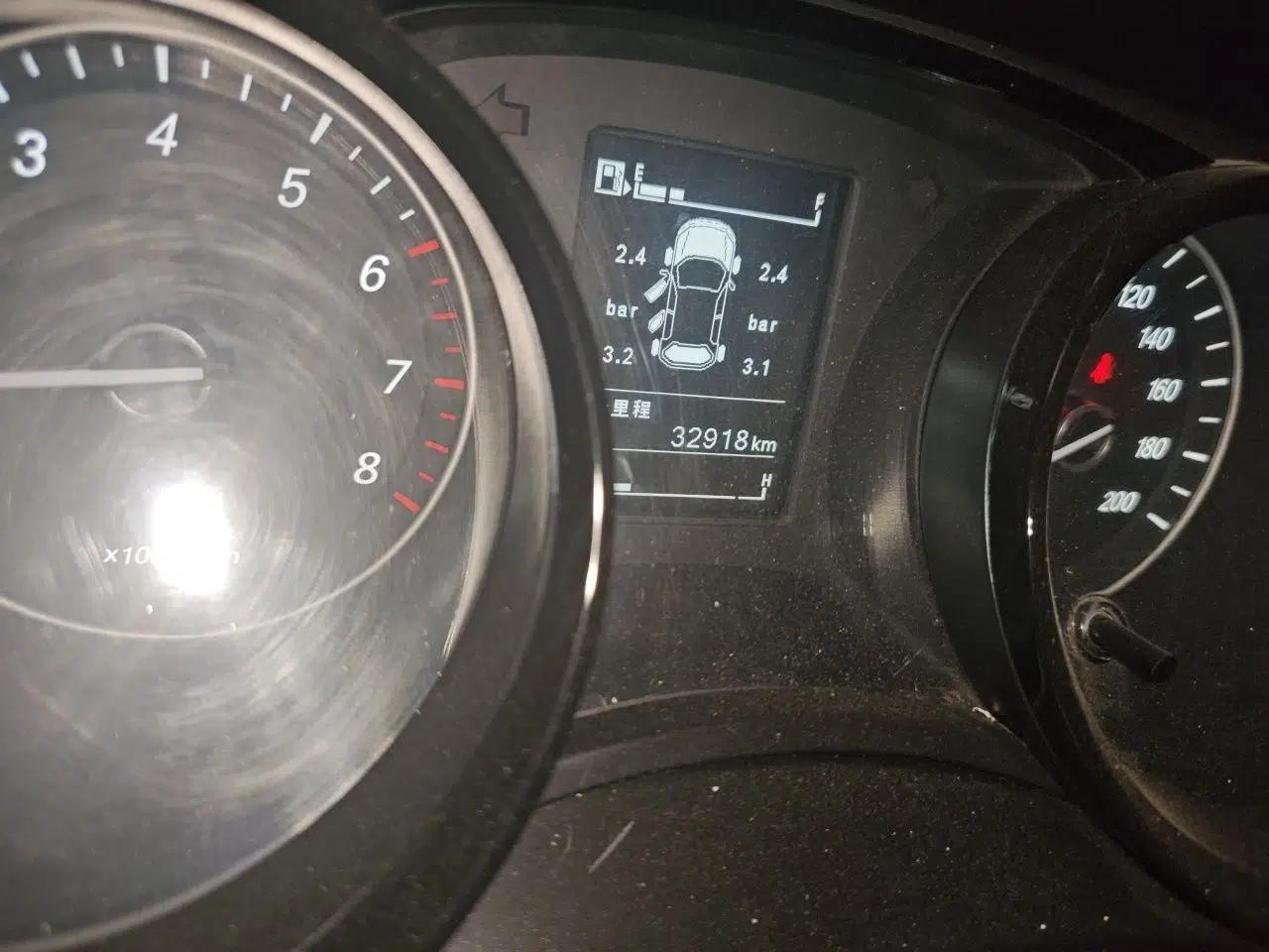 Wuling Zhengcheng 2021 1.5T Manual Luxury Version — миниатюра 12
