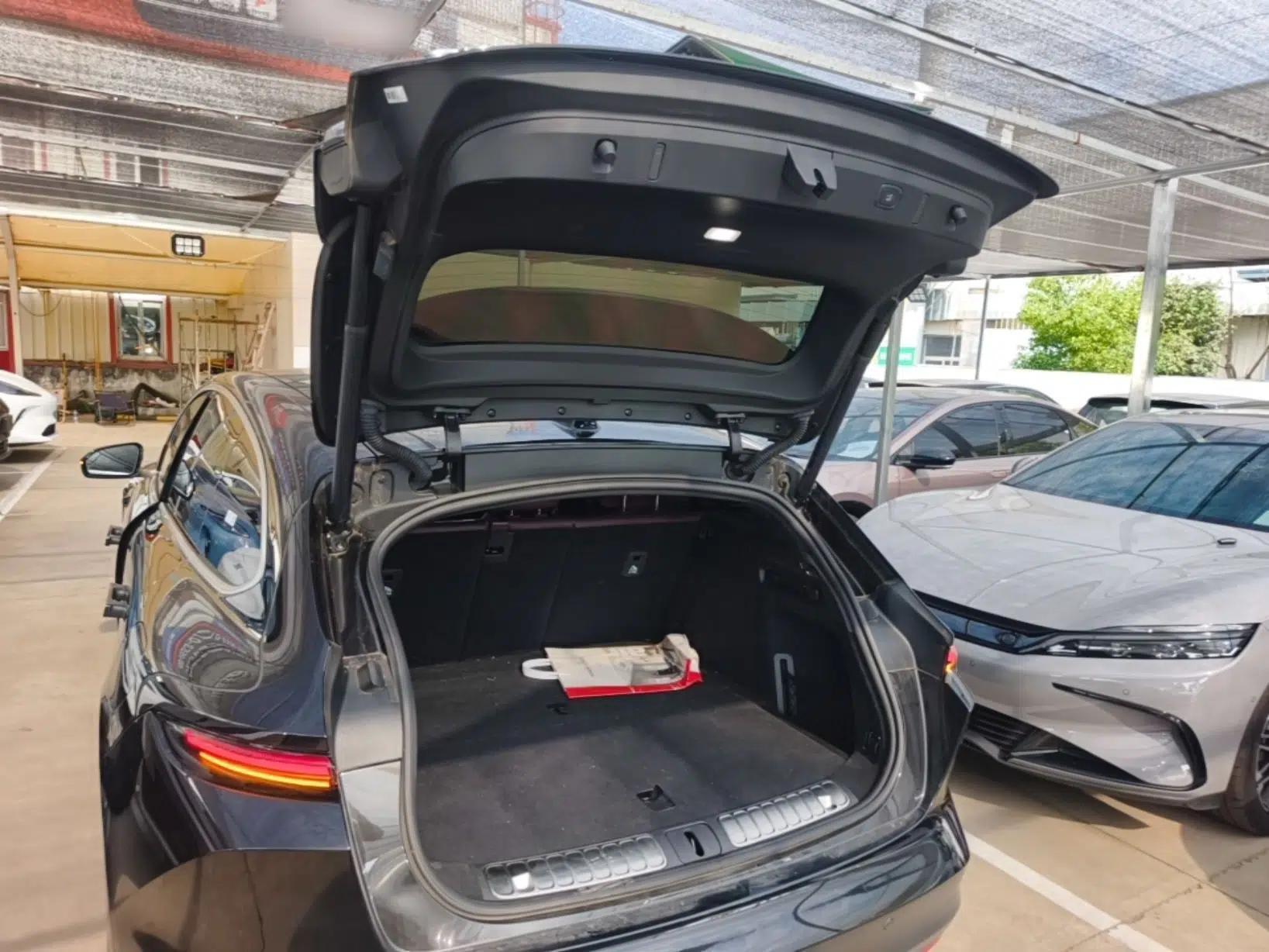 Nio ET5T 2024 75kWh Touring — миниатюра 22