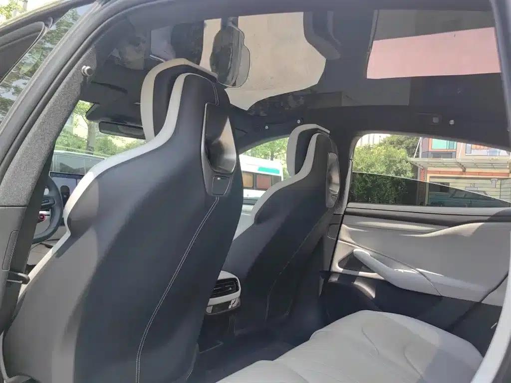 Xiaomi SU7 2024 Rear-Wheel Drive Long Range Advanced Intelligent Driving Pro Edition — миниатюра 8
