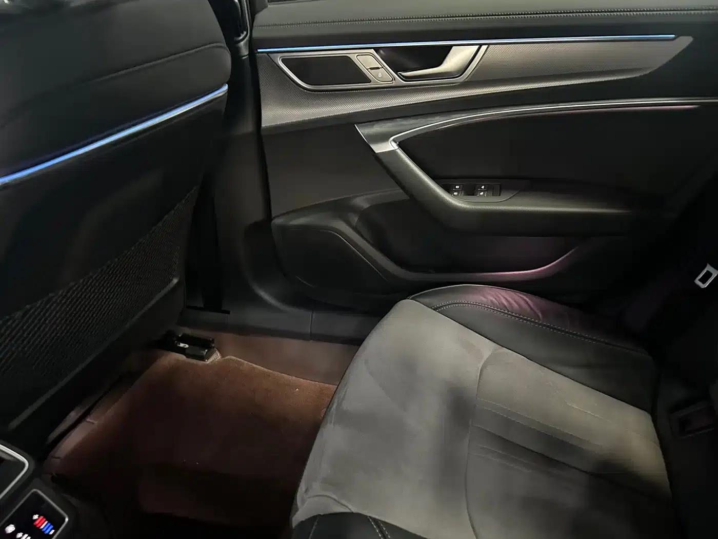 Audi A6L 2023 45 TFSI Premium Elegance — миниатюра 11