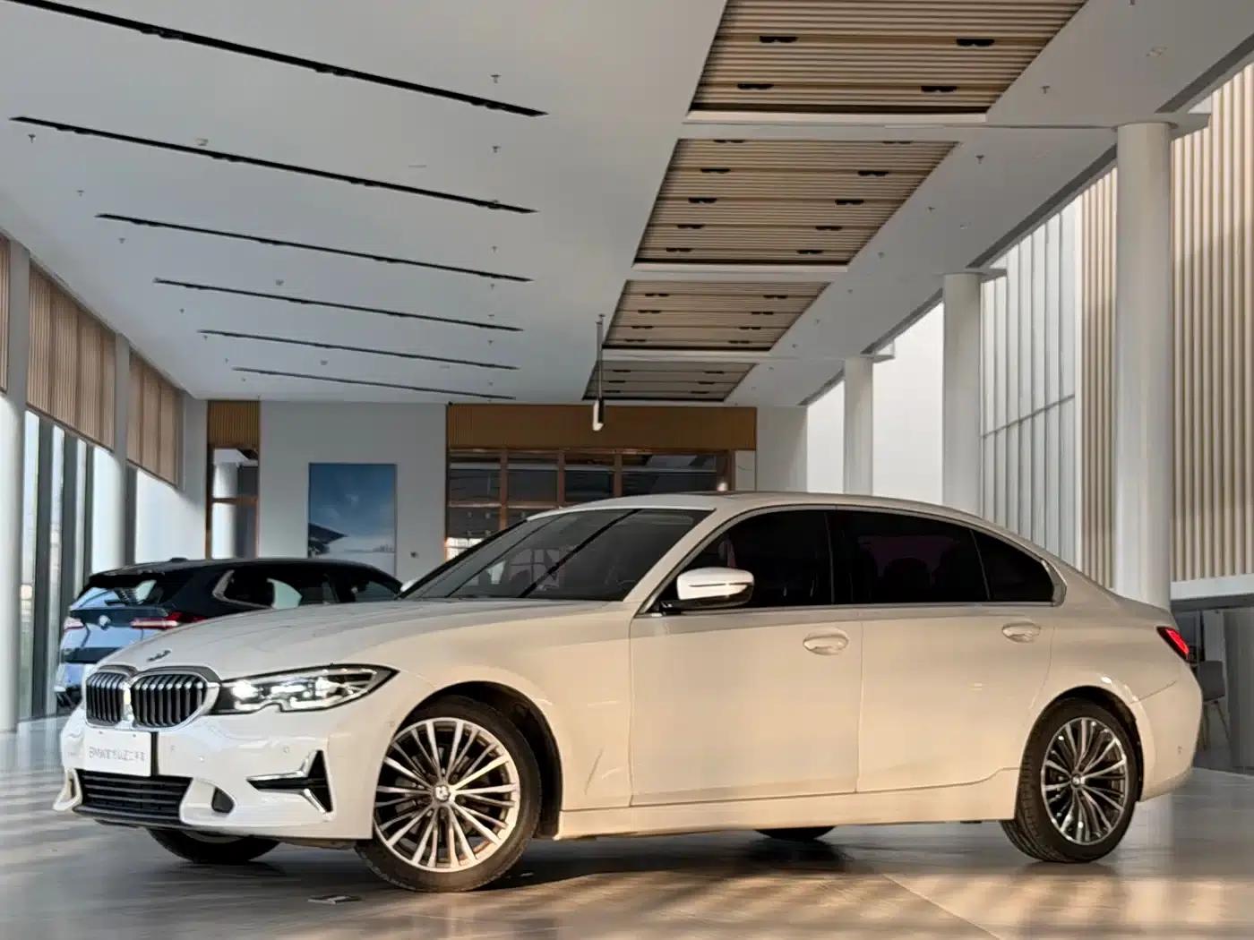 BMW 3 Series 2020 325Li First Edition — миниатюра 1