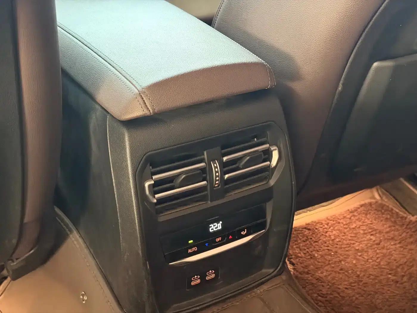 BMW 3 Series 2020 325Li First Edition — миниатюра 15