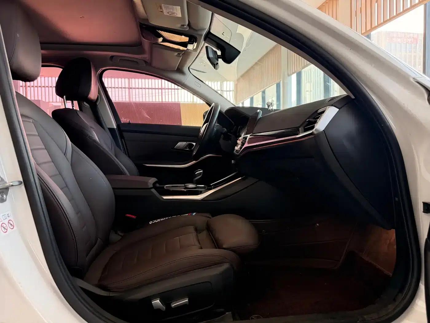 BMW 3 Series 2020 325Li First Edition — миниатюра 20